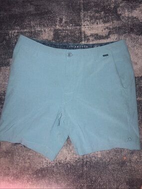 7 Diamonds Men's Light Blue Flat Front Shorts
